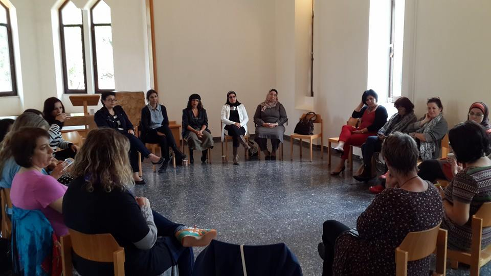 جمعية "عروس البحر" تقدم خدمات استشارة قانونية مجانية للنساء في يافا